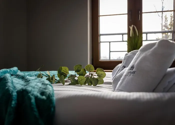 Park C3-z Dostepem Do Basenu, Sauny, Jacuzzi, Silowni * شكلارسكا بوريبا