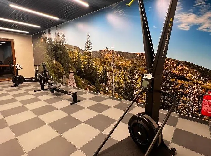 Park C3-z Dostepem Do Basenu, Sauny, Jacuzzi, Silowni *